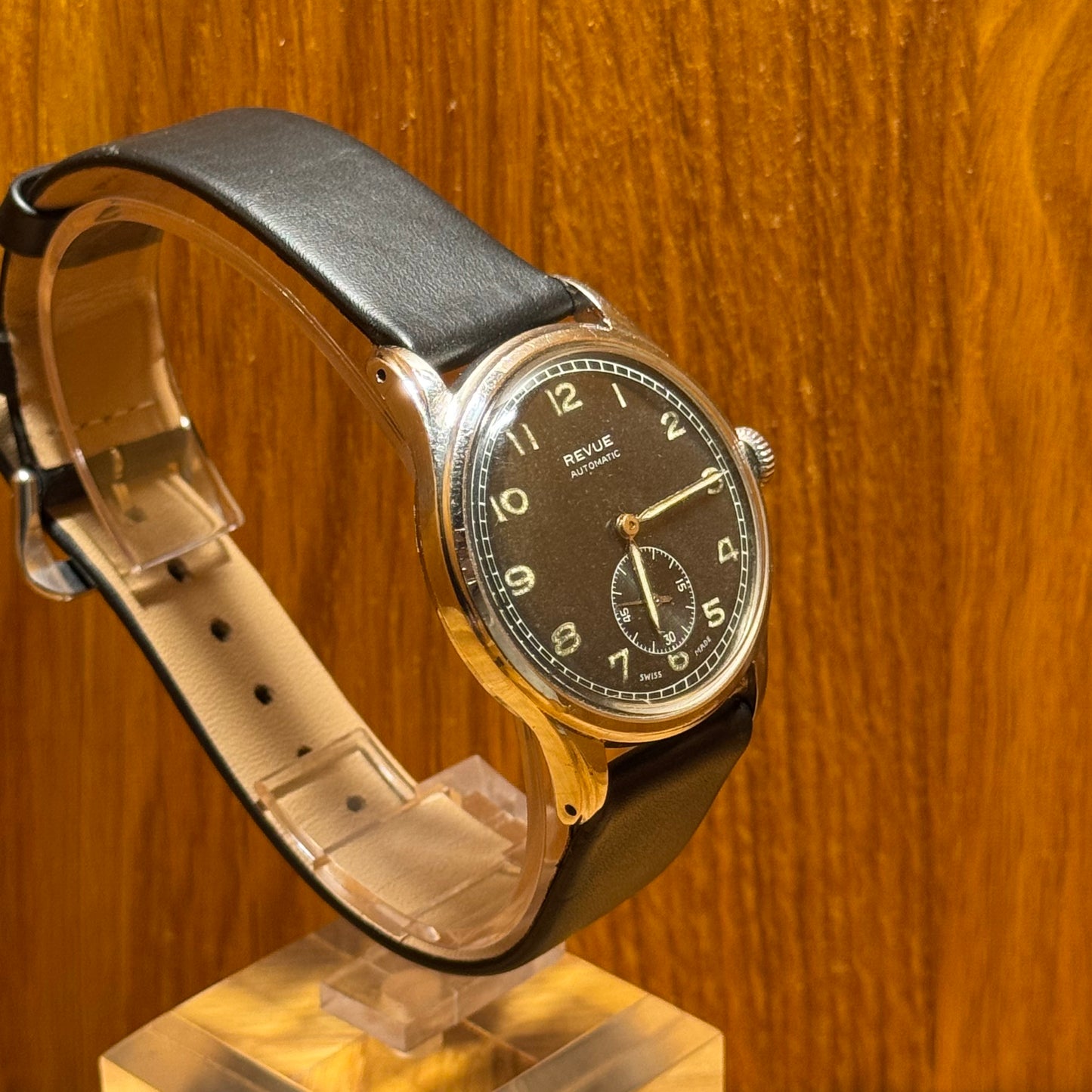 Revue Automatic vasara-automaatti